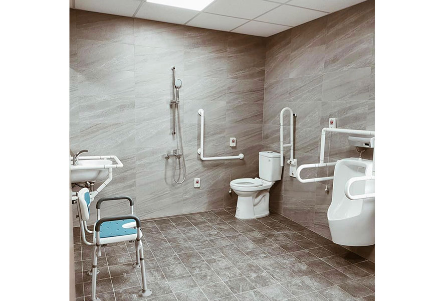 新北市私立宜真宜悅社區長照機構(日照中心)-無障礙廁所與浴室