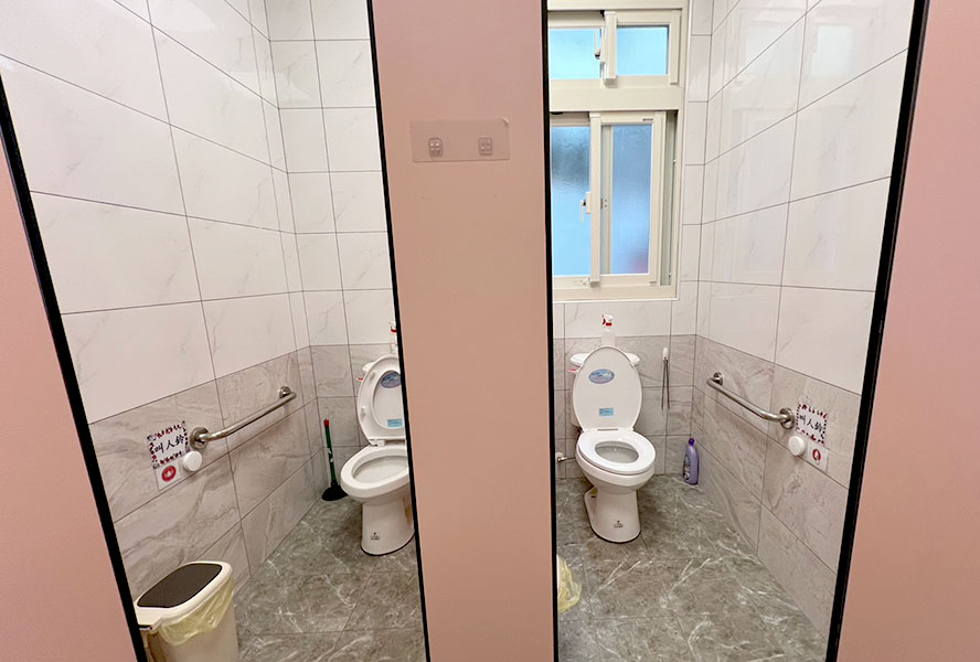 宜蘭縣社區銀髮族服務協會附設私立同樂社區長照機構-廁所1